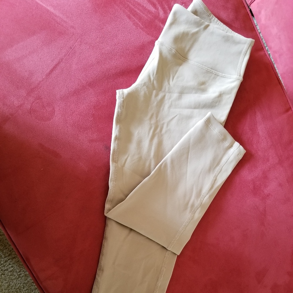 Buffbunny Camilla Cropped Legging